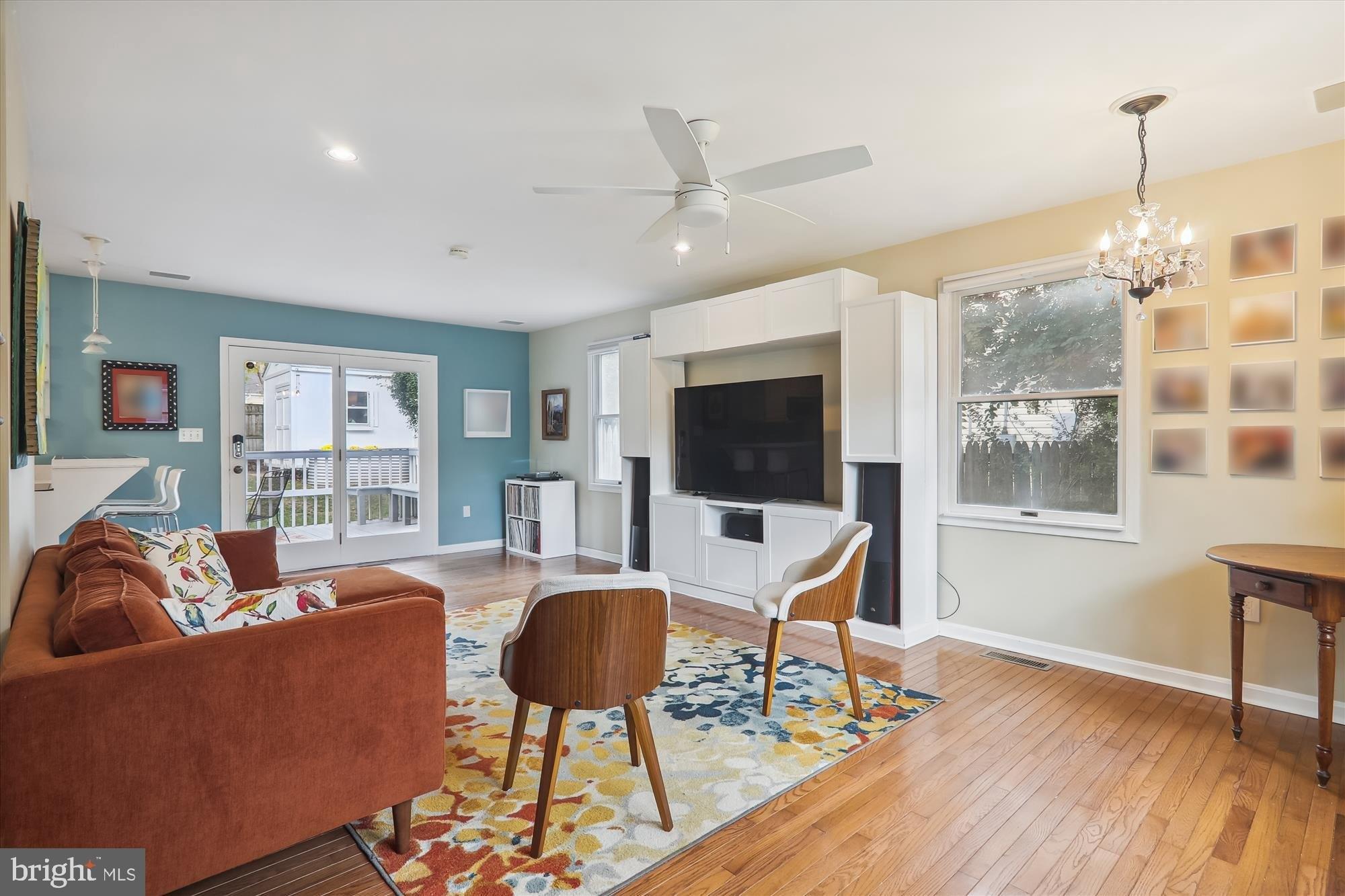 Crabb Ave, Rockville, MD 20850