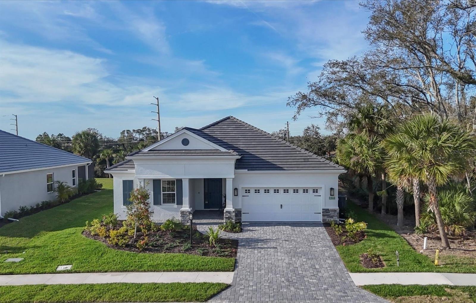 Hogan Cir, Englewood, FL 34223