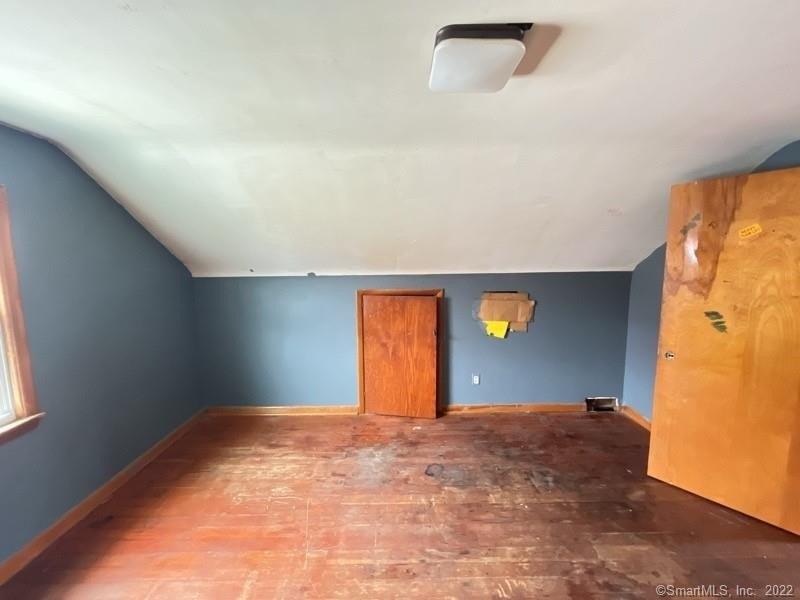 Porter St, Stratford, CT 06614
