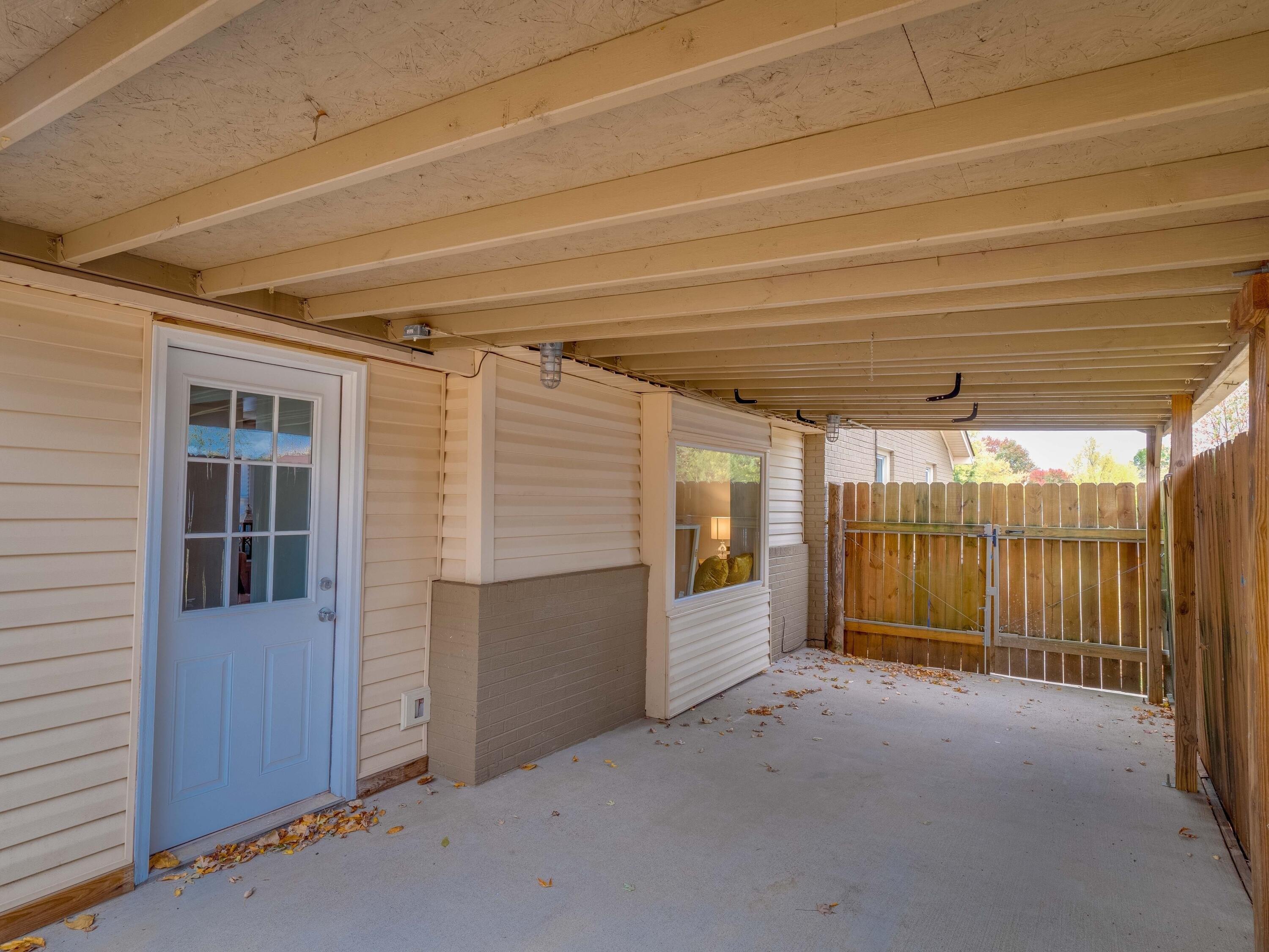 Nottingham Rd, Lexington, KY 40517