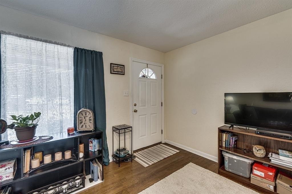 Abbott Ave, Hillsboro, TX 76645