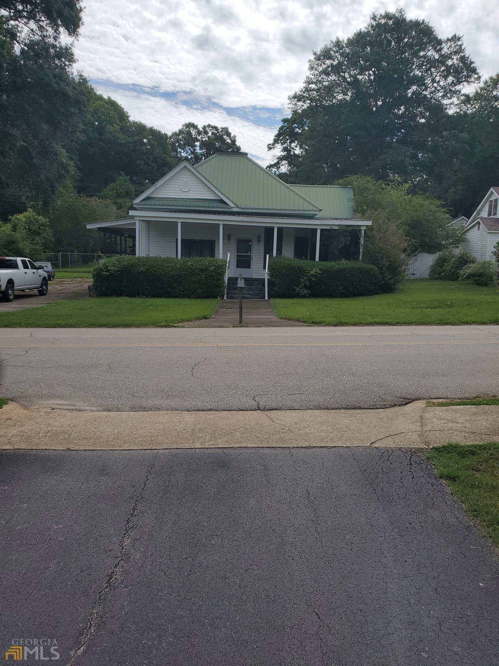 Johnson St, Hogansville, GA 30230