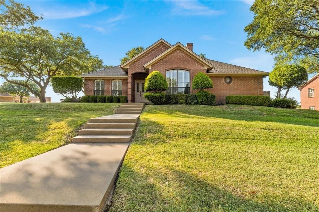 Berkley Dr, Cleburne, TX 76033
