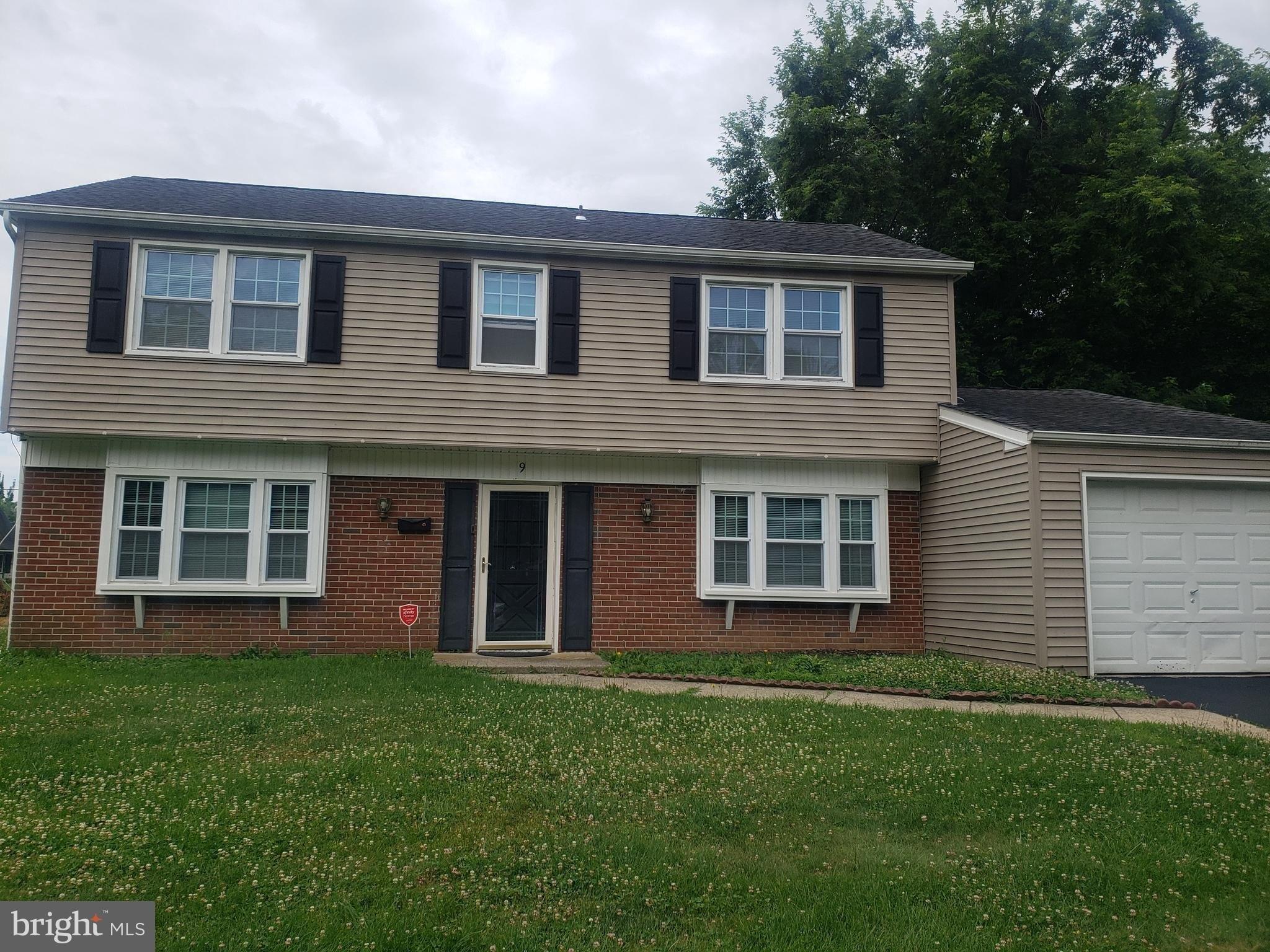 Millbrook Dr, Willingboro, NJ 08046
