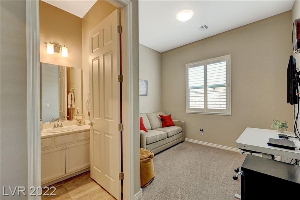 Look Lively Ct, Henderson, NV 89011
