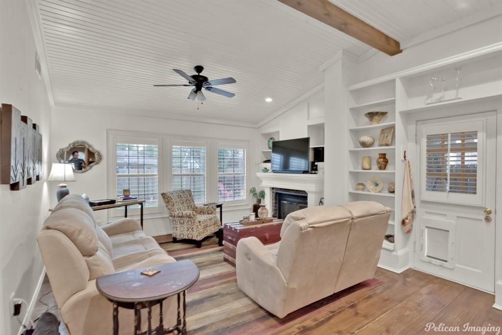 Ockley Dr, Shreveport, LA 71105