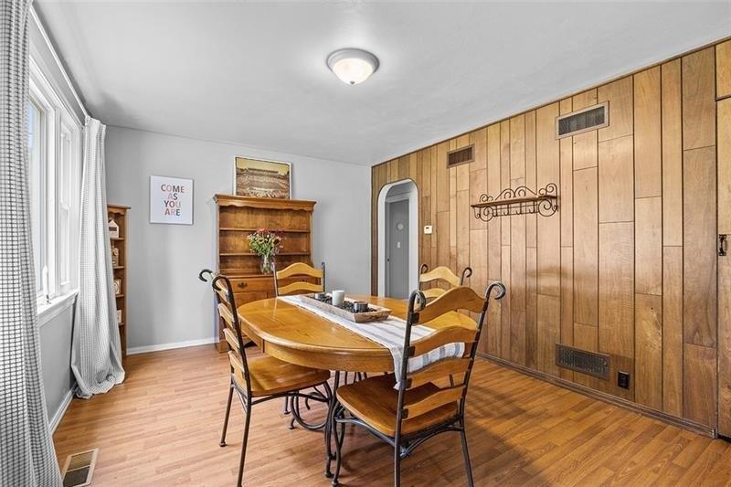 Fairway Ln, Butler, PA 16002