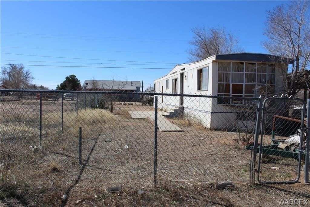 E Dove Ln, Kingman, AZ 86409