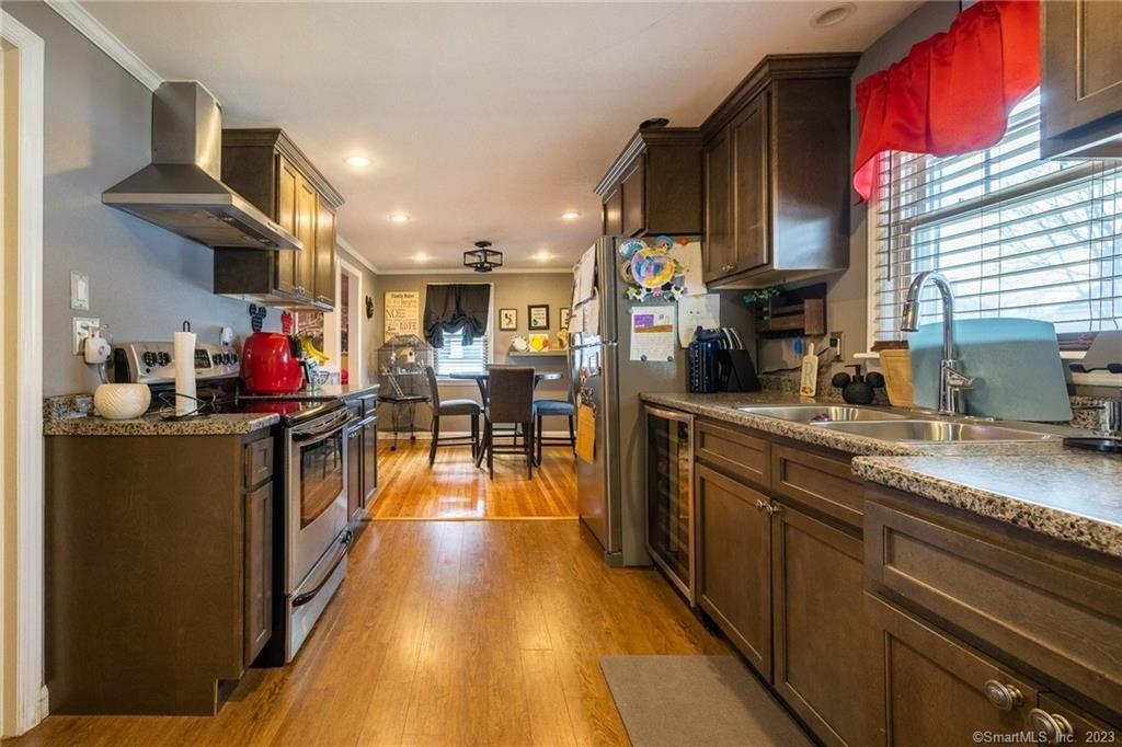 Ridge Rd, Stratford, CT 06614