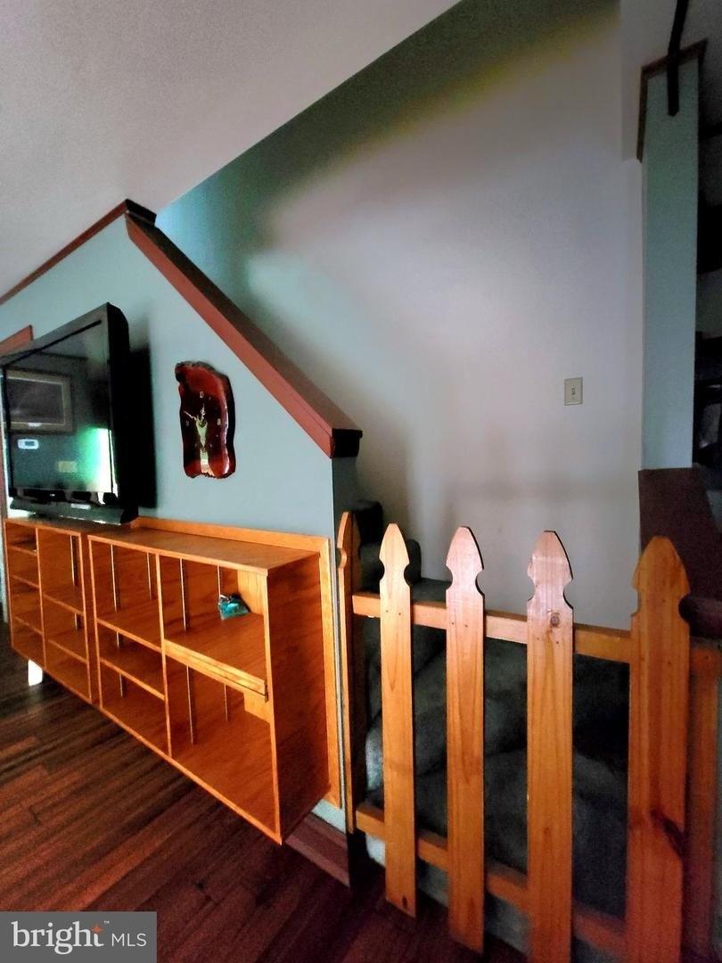 Pee Wee Ln, Hedgesville, WV 25427