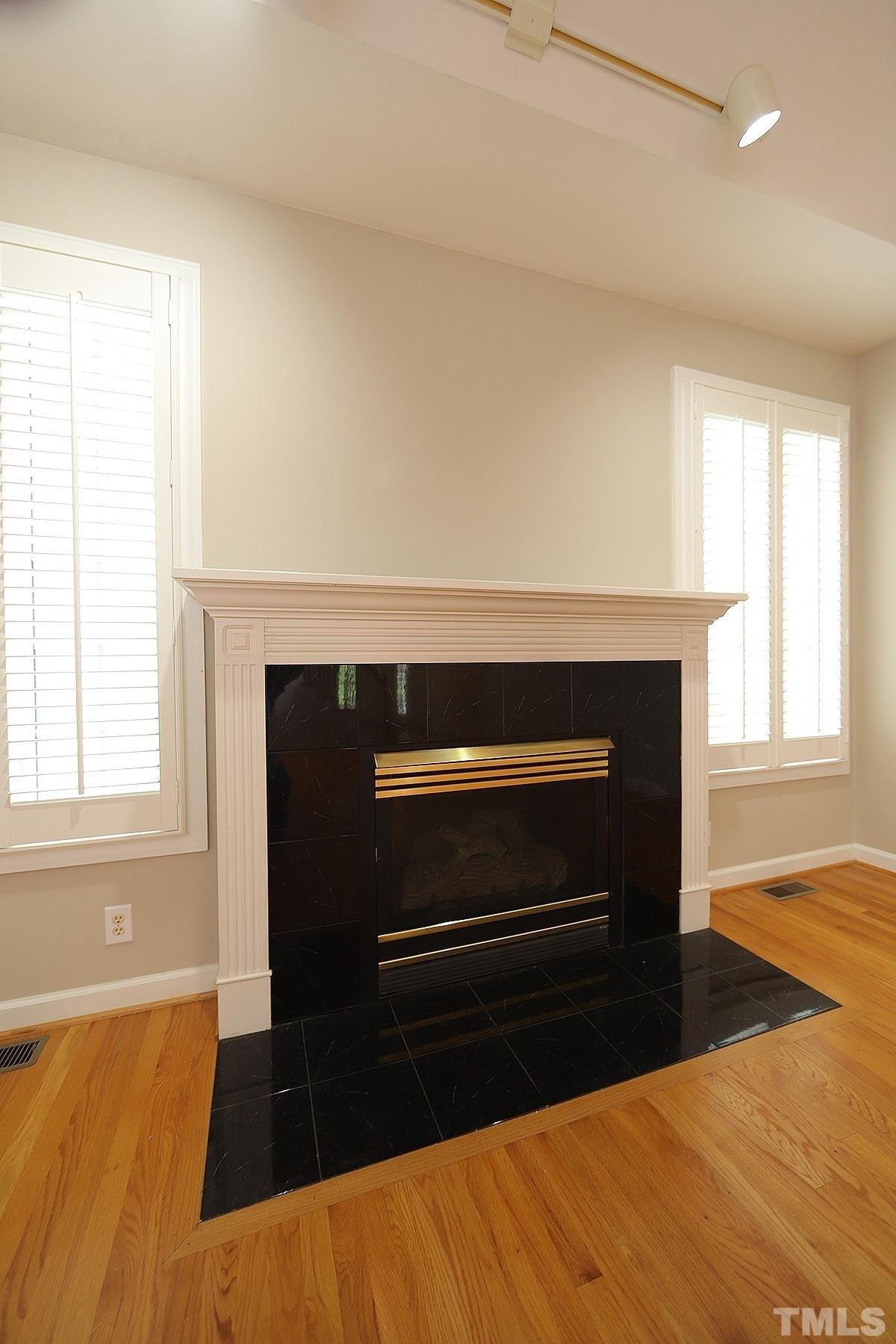 Highlands Lake Dr, Cary, NC 27518