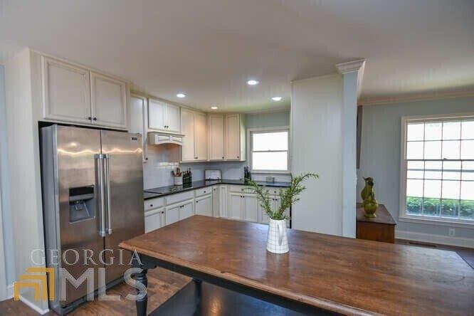Hickory Pt, Gainesville, GA 30506