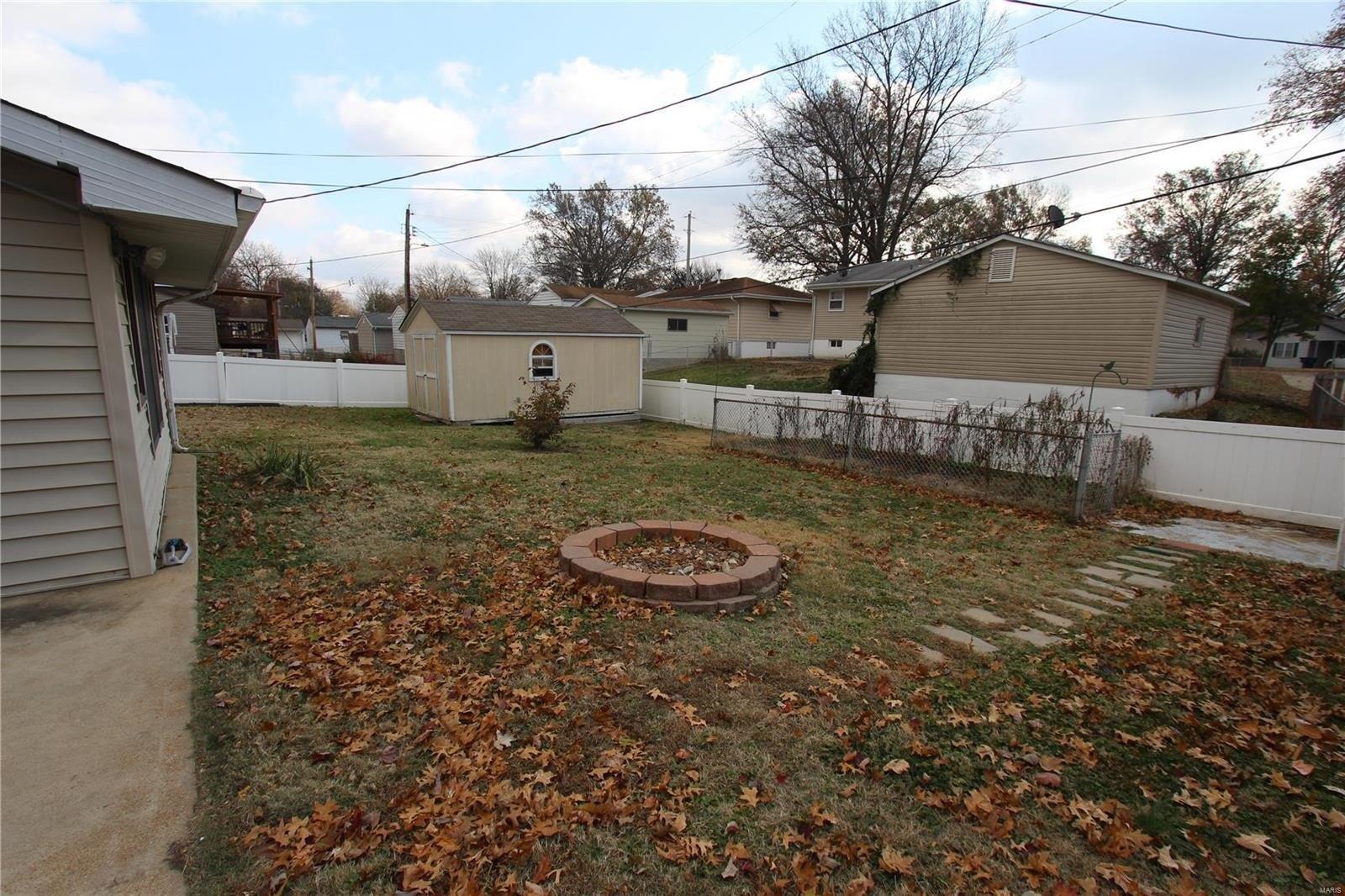 Decatur Dr, Saint Louis, MO 63123