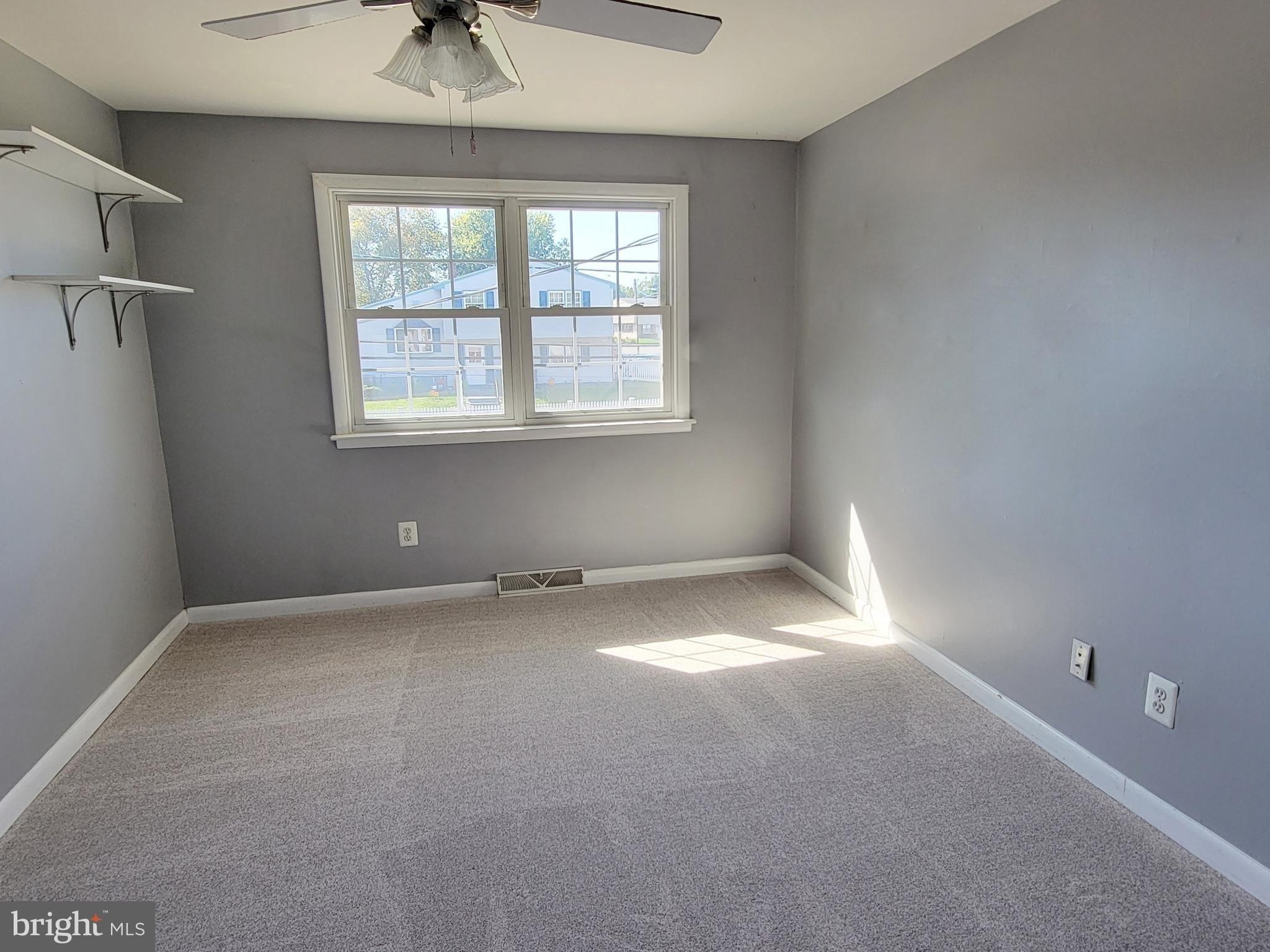 Kennedy Blvd, Bellmawr, NJ 08031