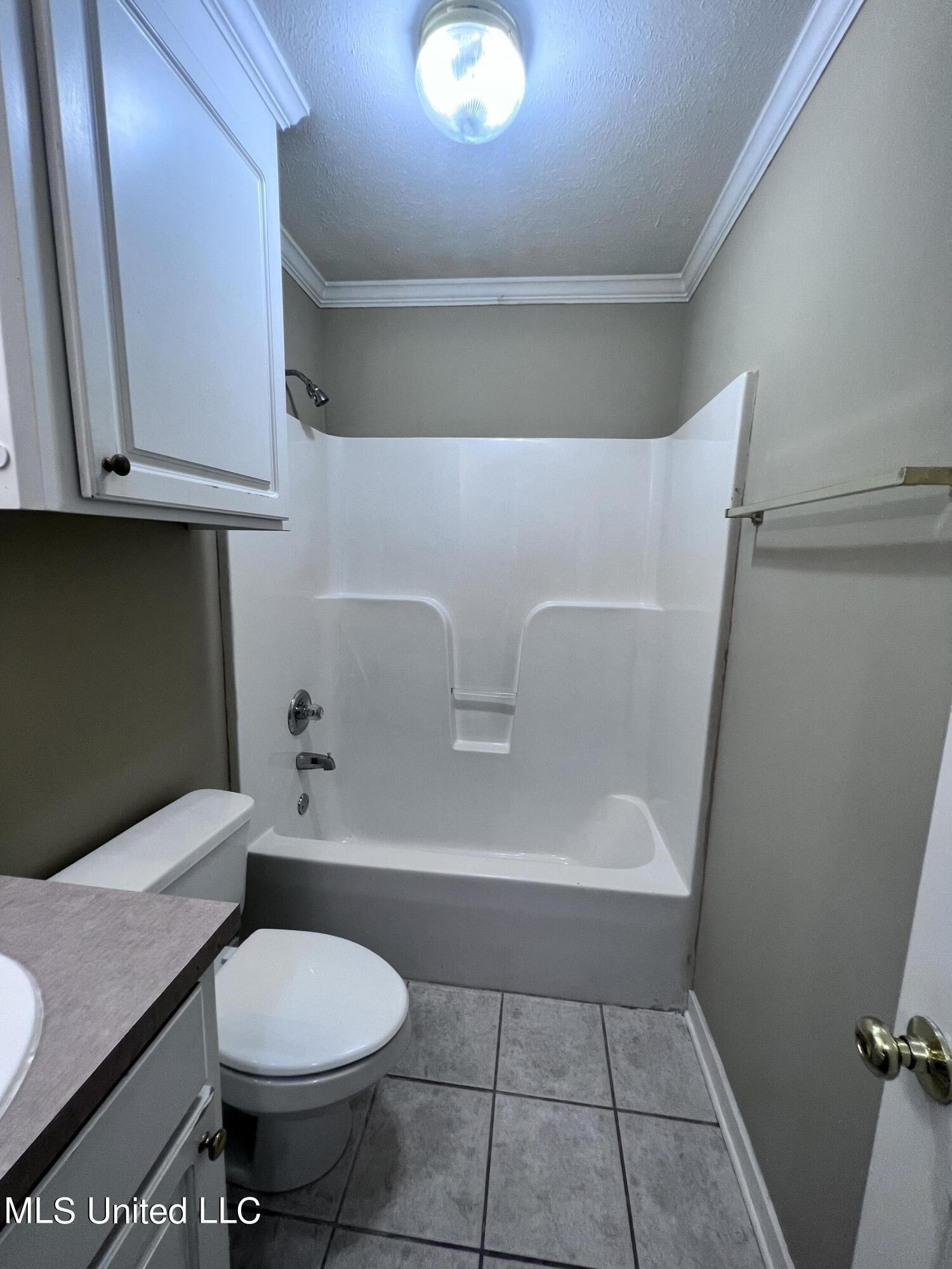 Willow Bay Dr, Byram, MS 39272