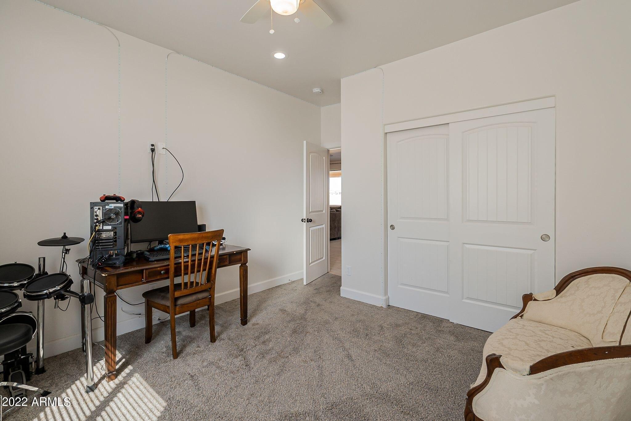 E Santa Clara Dr, San Tan Valley, AZ 85140