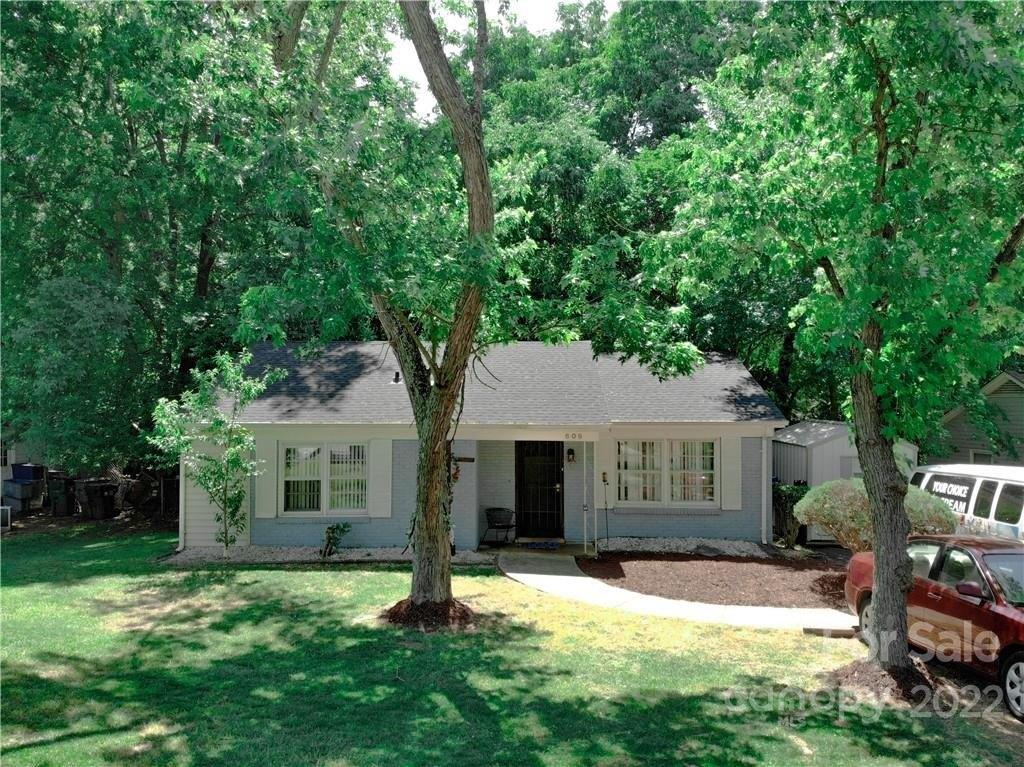 Fawnbrook Ln, Charlotte, NC 28217