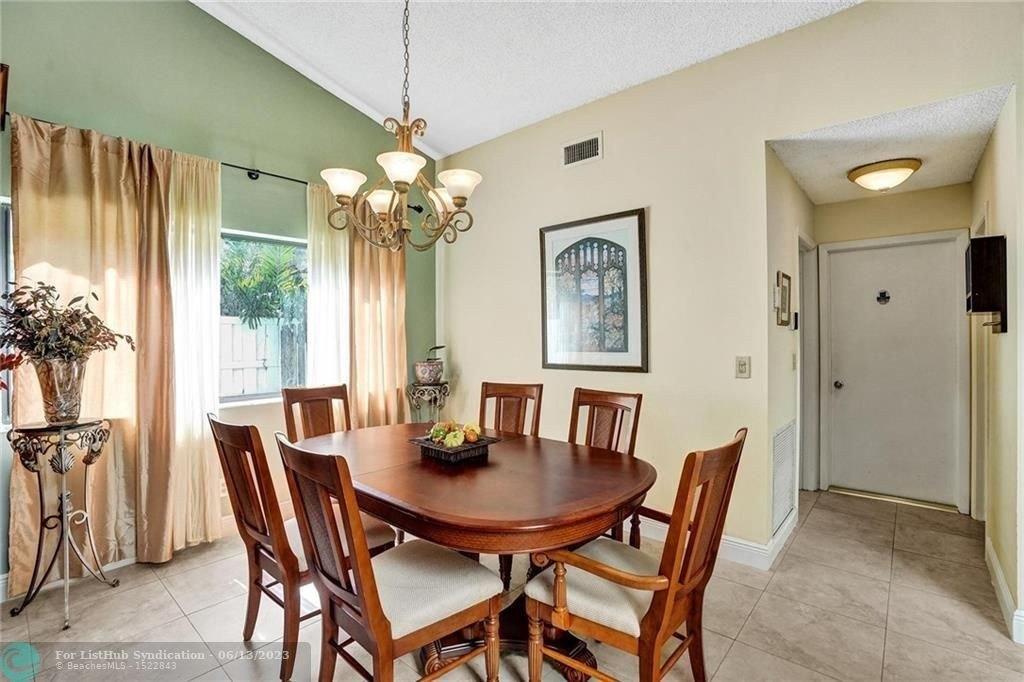 Zurich St, Hollywood, FL 33026