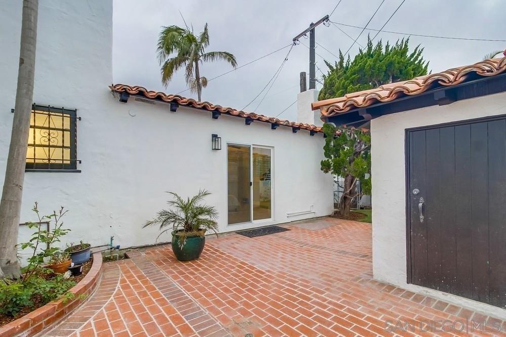 Plum St, San Diego, CA 92106