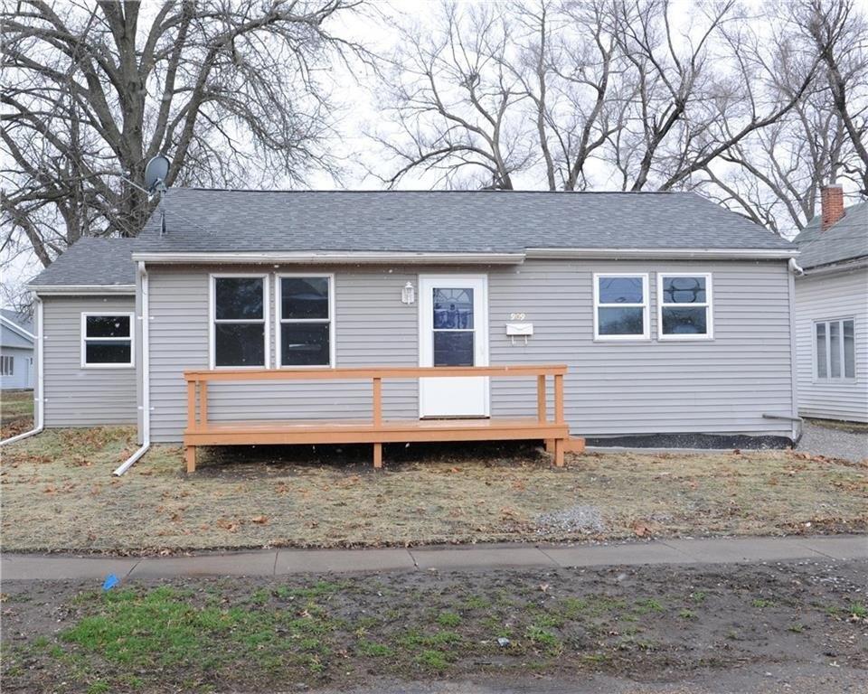 S E St, Oskaloosa, IA 52577