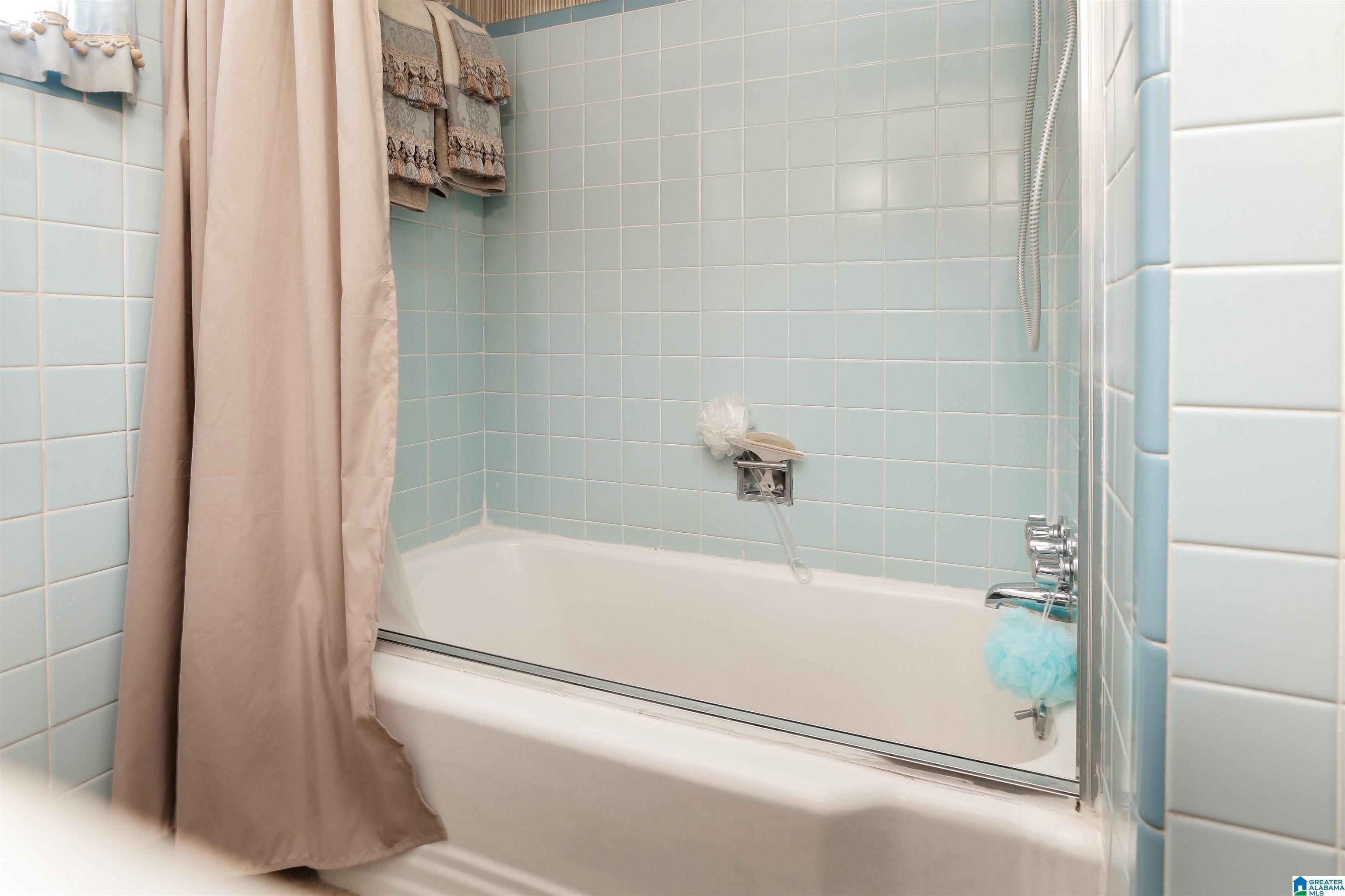 Linpark Dr, Birmingham, AL 35222