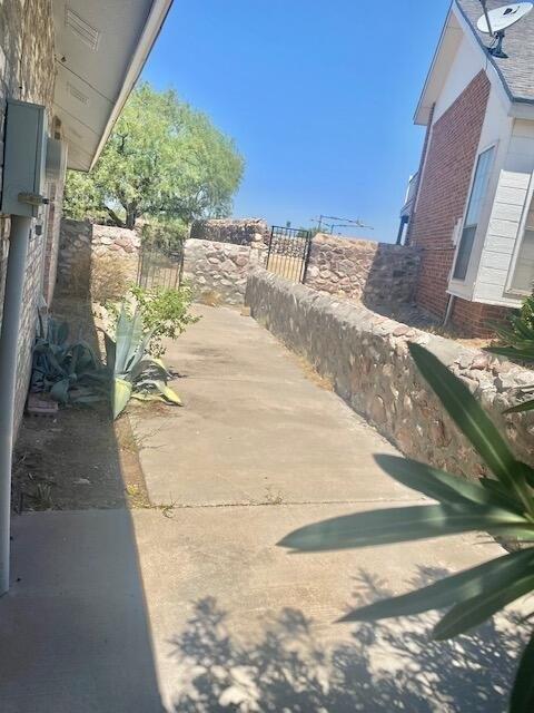 Waterhouse Dr, El Paso, TX 79912