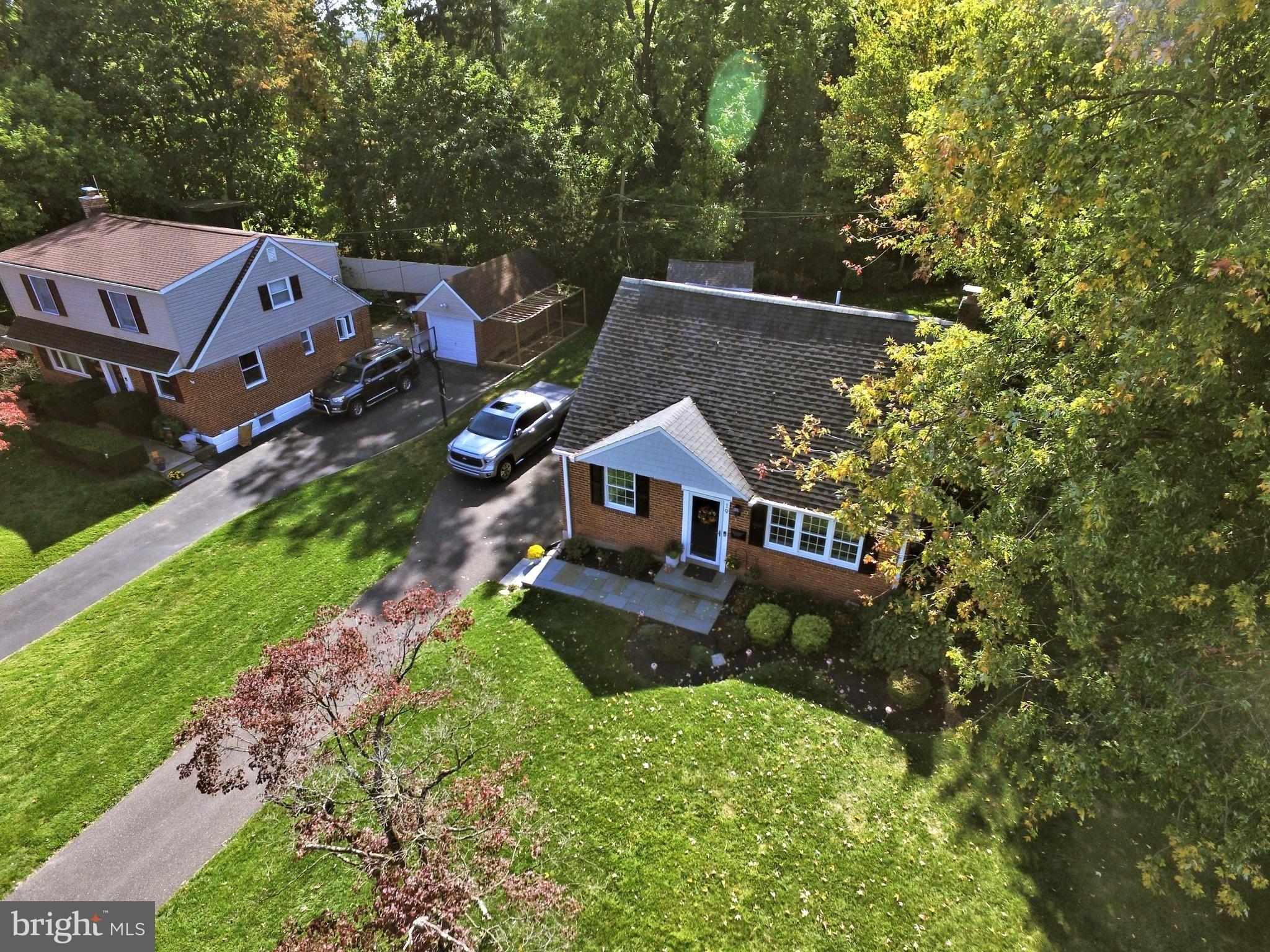 Newington Dr, Hatboro, PA 19040