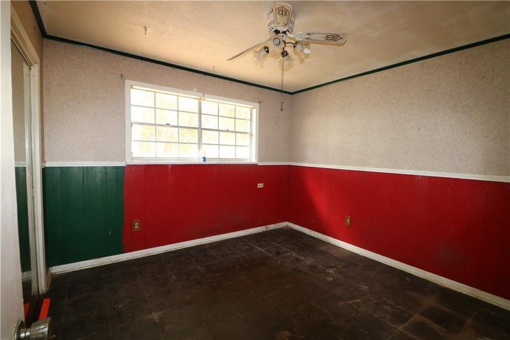 Cloverleaf Blvd, Alexandria, LA 71303