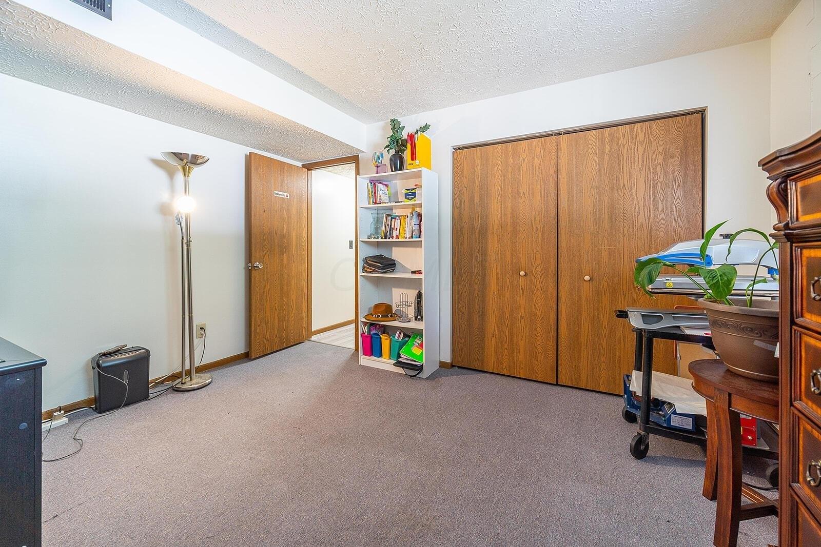 Westbrook Village Dr, Columbus, OH 43228