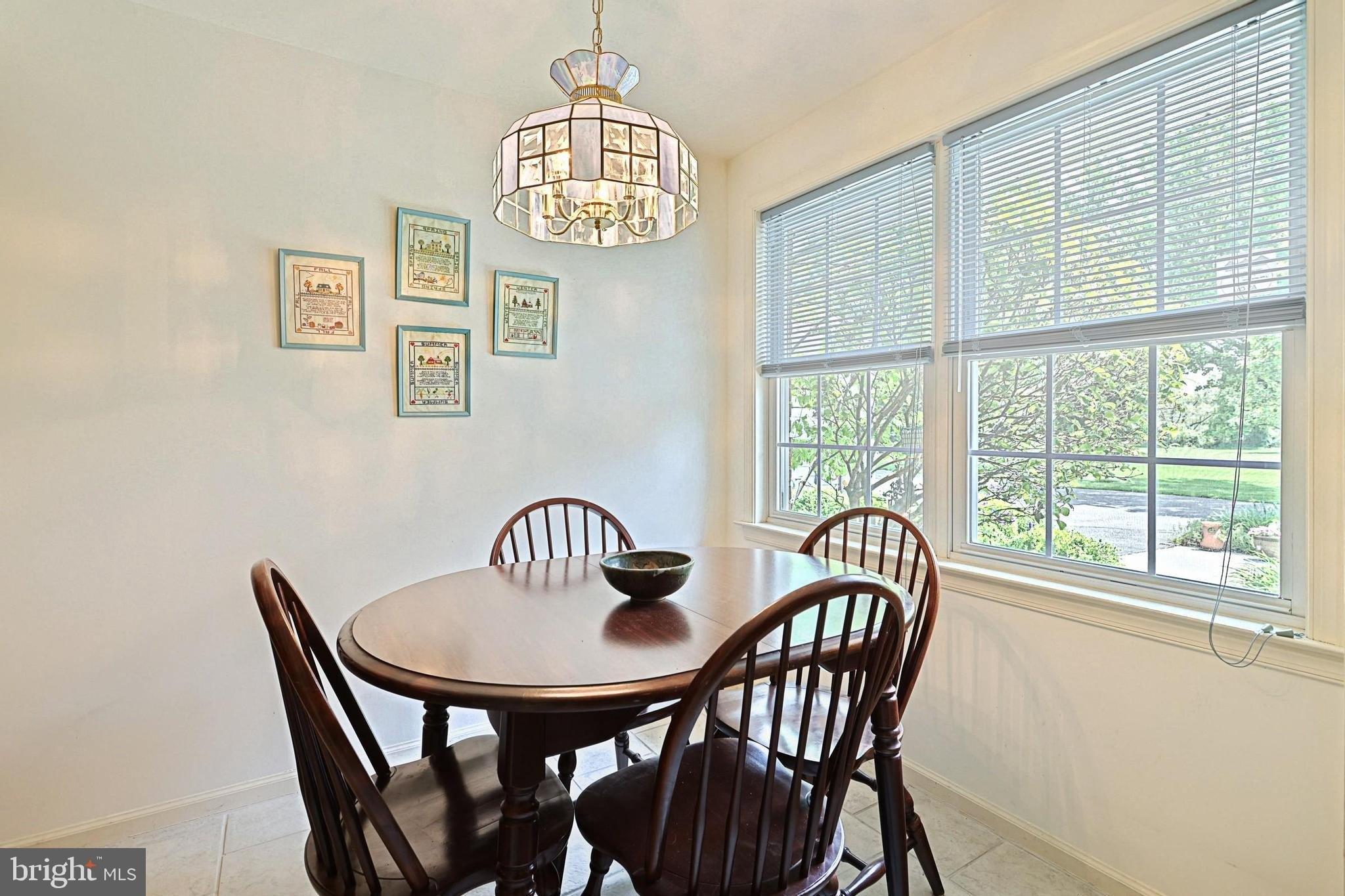 Hope Ln, York, PA 17406