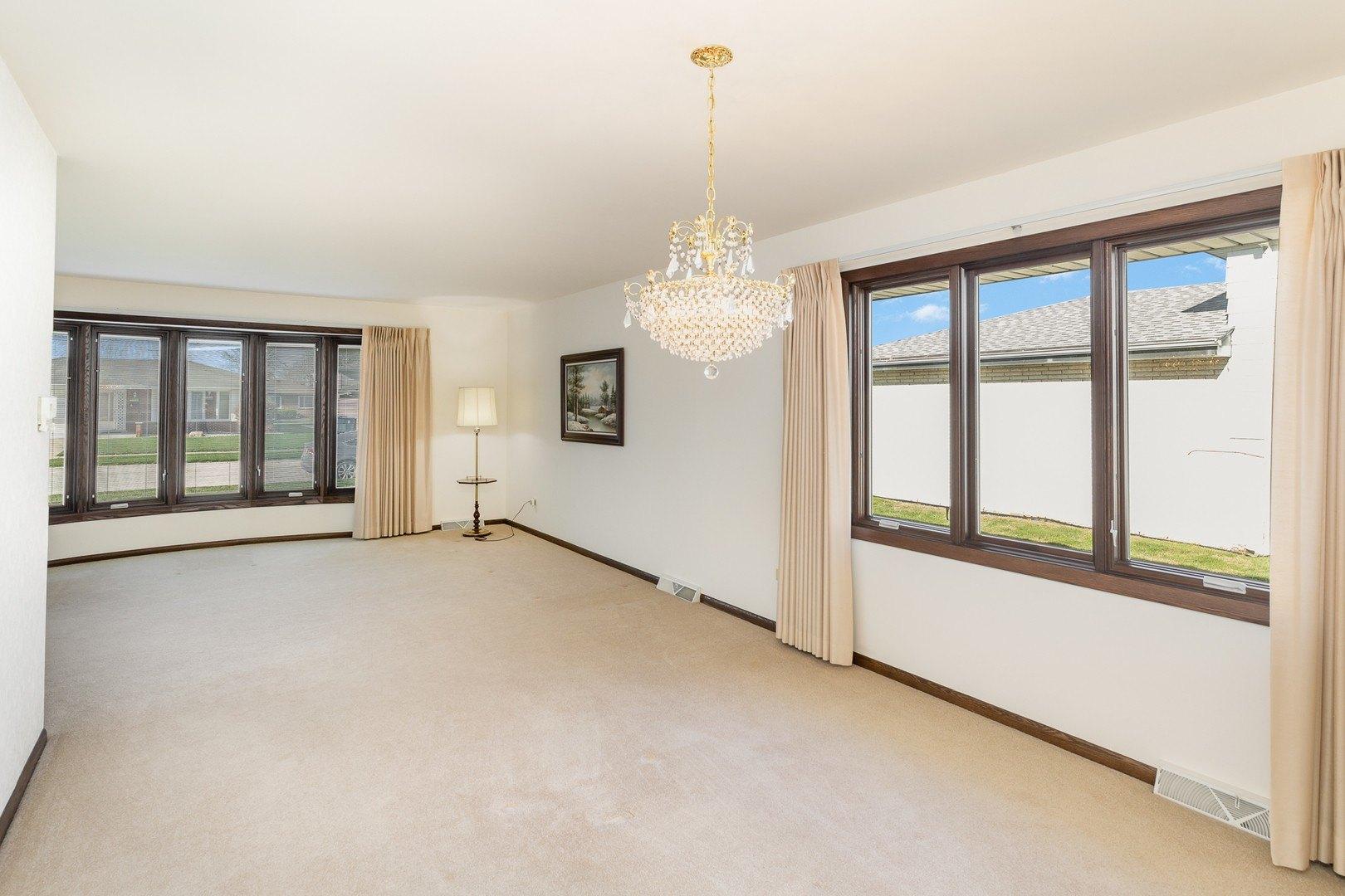 Thornwood Dr, South Holland, IL 60473