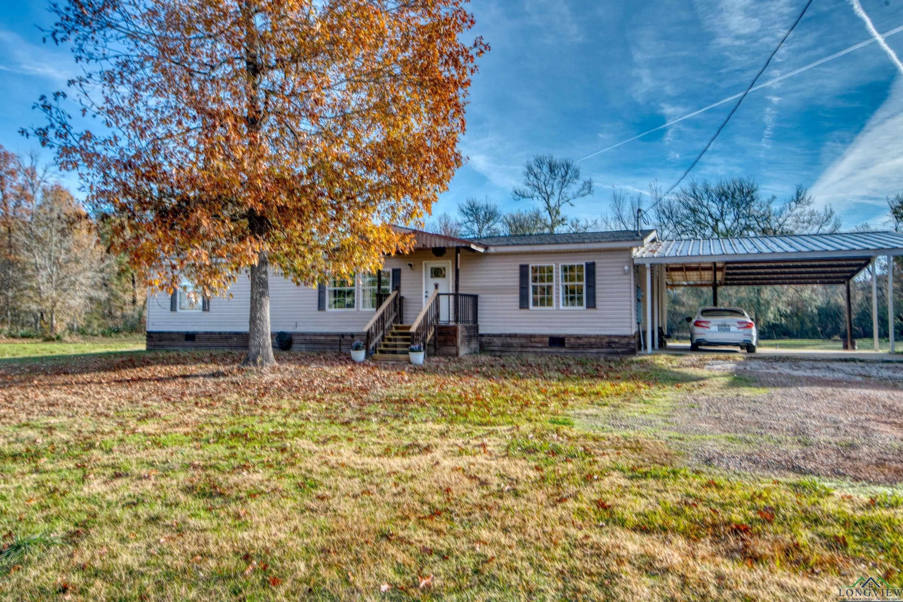 Blocker Rd, Marshall, TX 75672