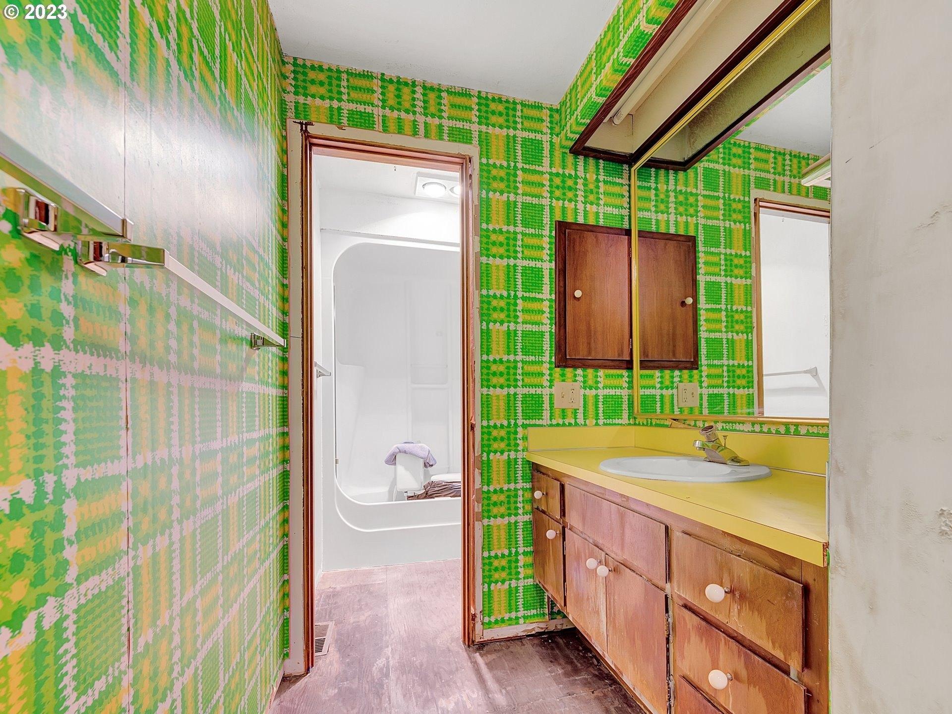 S Ridge Dr, Eugene, OR 97405