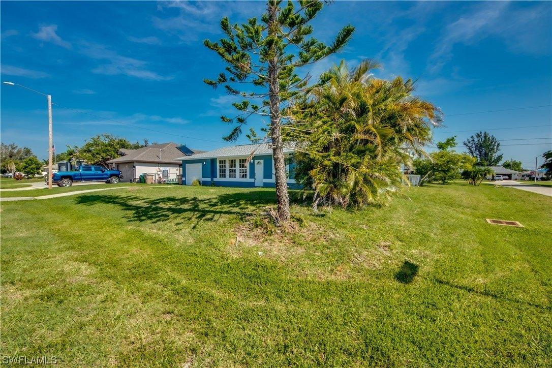 Se 22nd Ter, Cape Coral, FL 33990