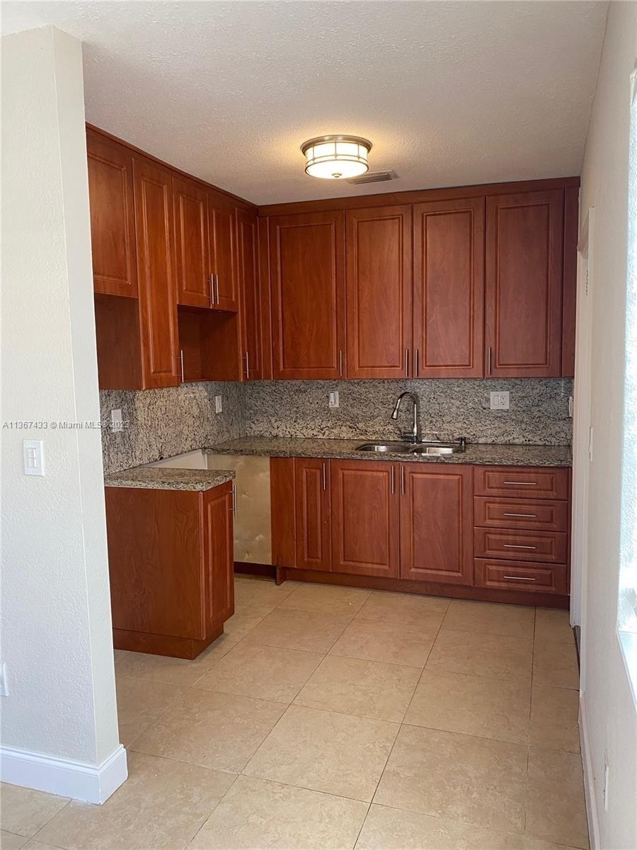 Nw 29th Ter, Fort Lauderdale, FL 33311