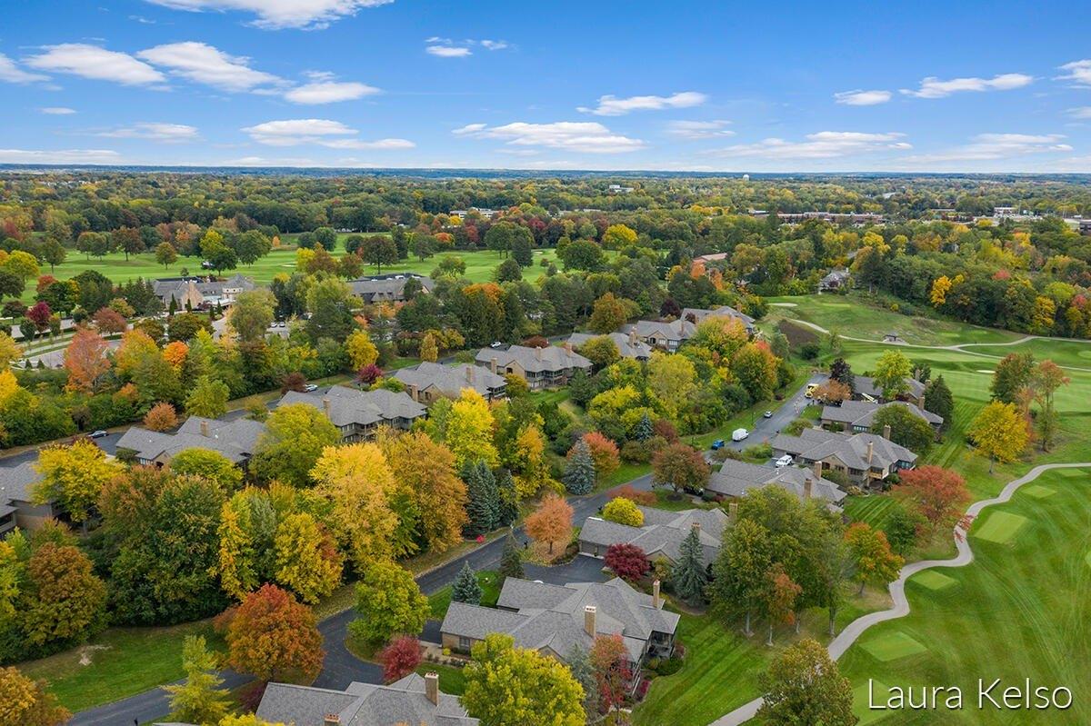 Cascade Hills Rdg Se, Grand Rapids, MI 49546
