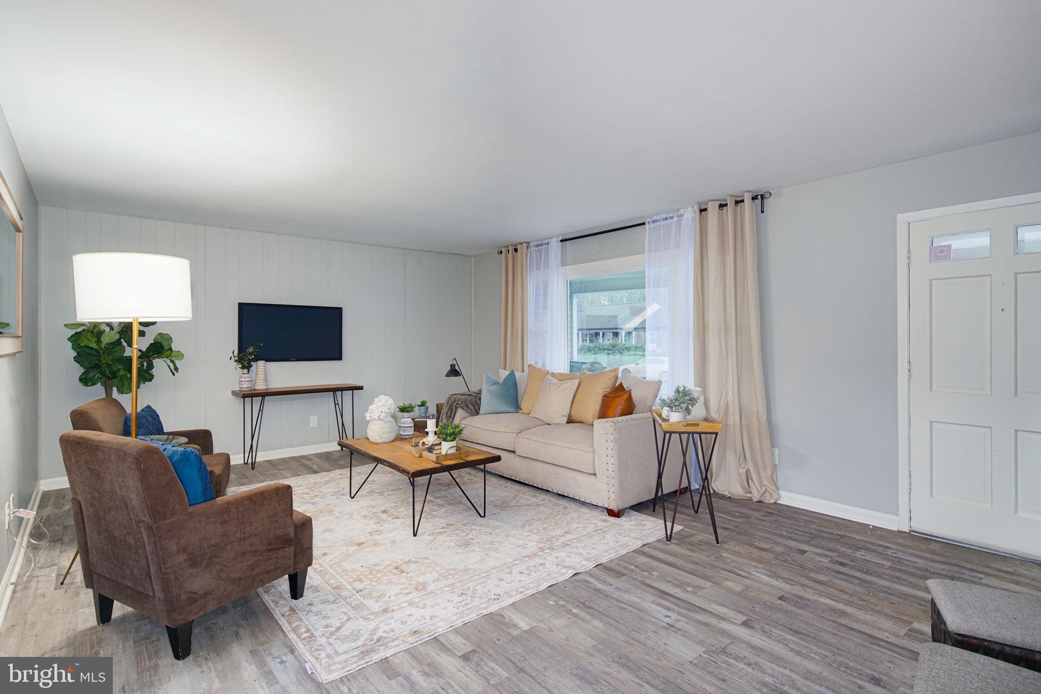 Edge Ln, Willingboro, NJ 08046
