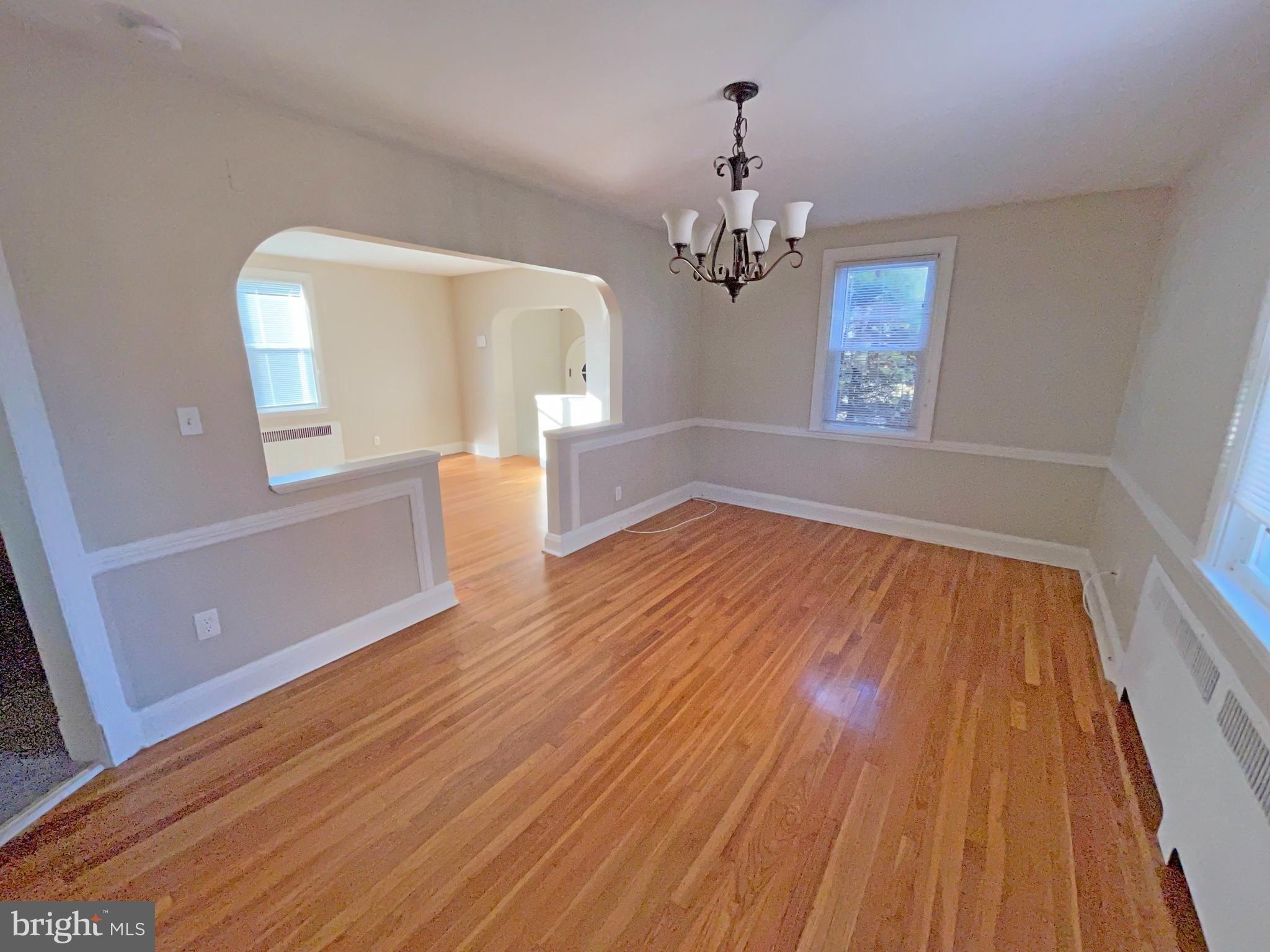 Inglewood Ave, Parkville, MD 21234