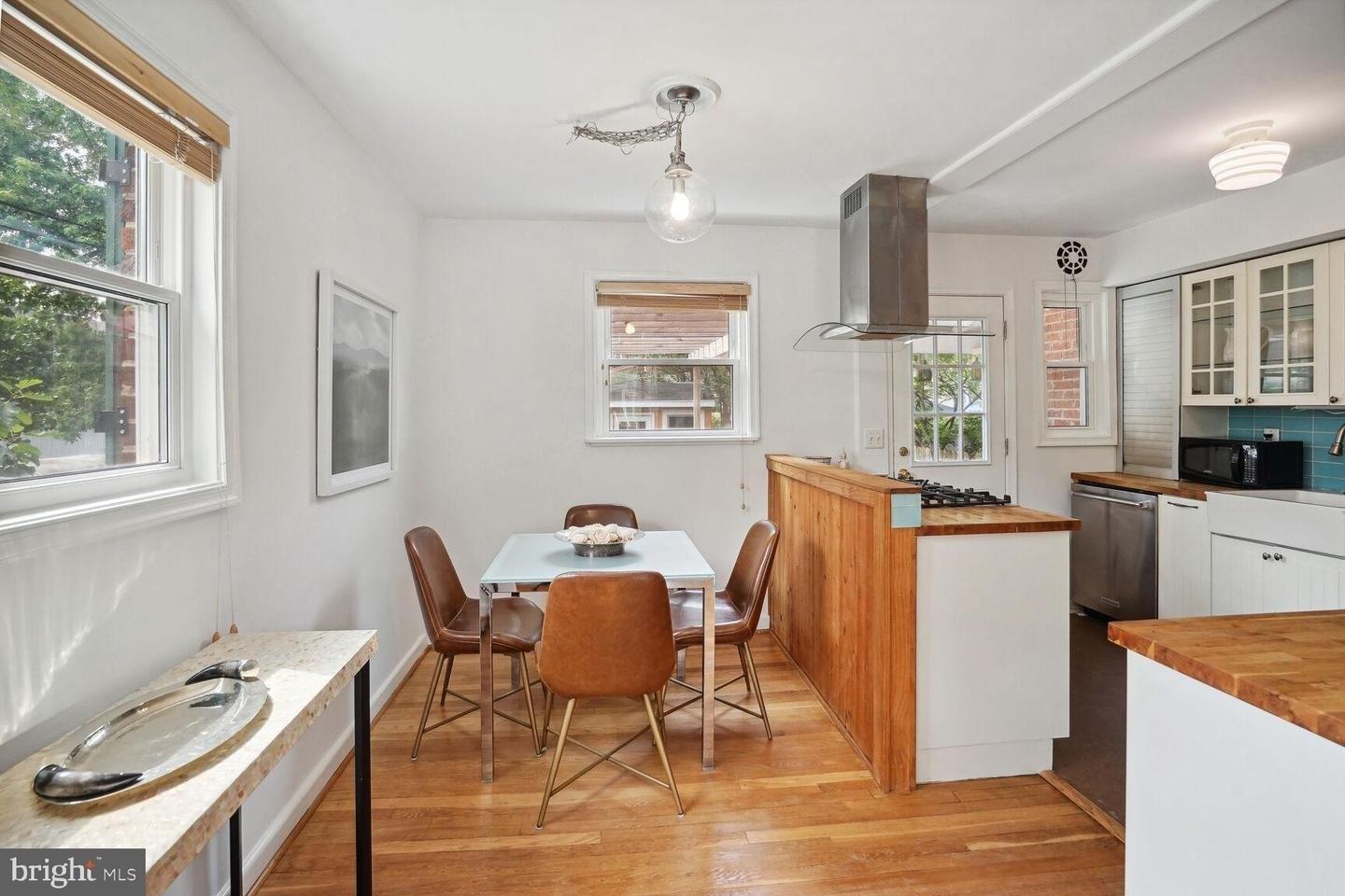 E Glendale Ave, Alexandria, VA 22301