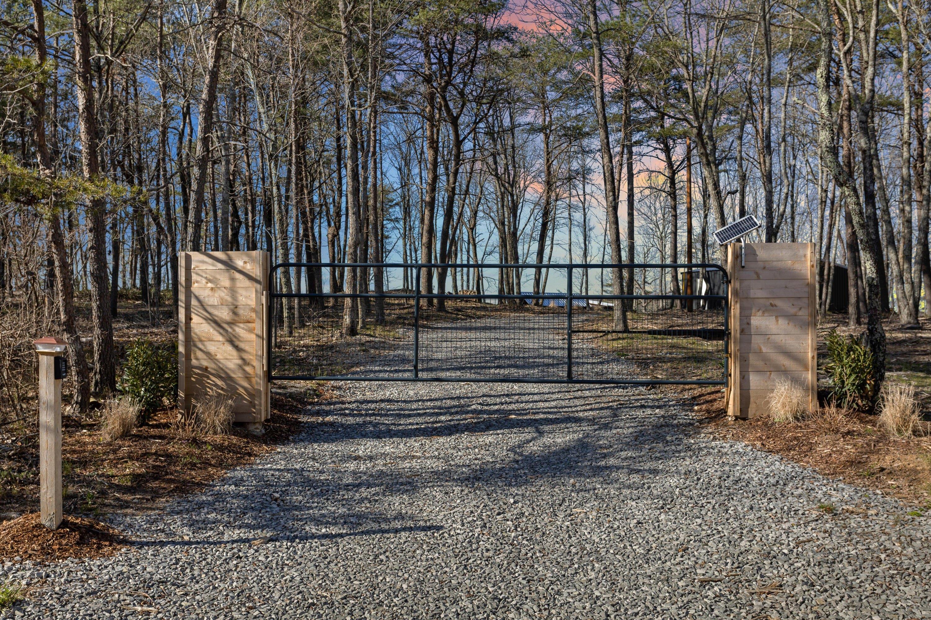 Window Rock Rd, Dunlap, TN 37327