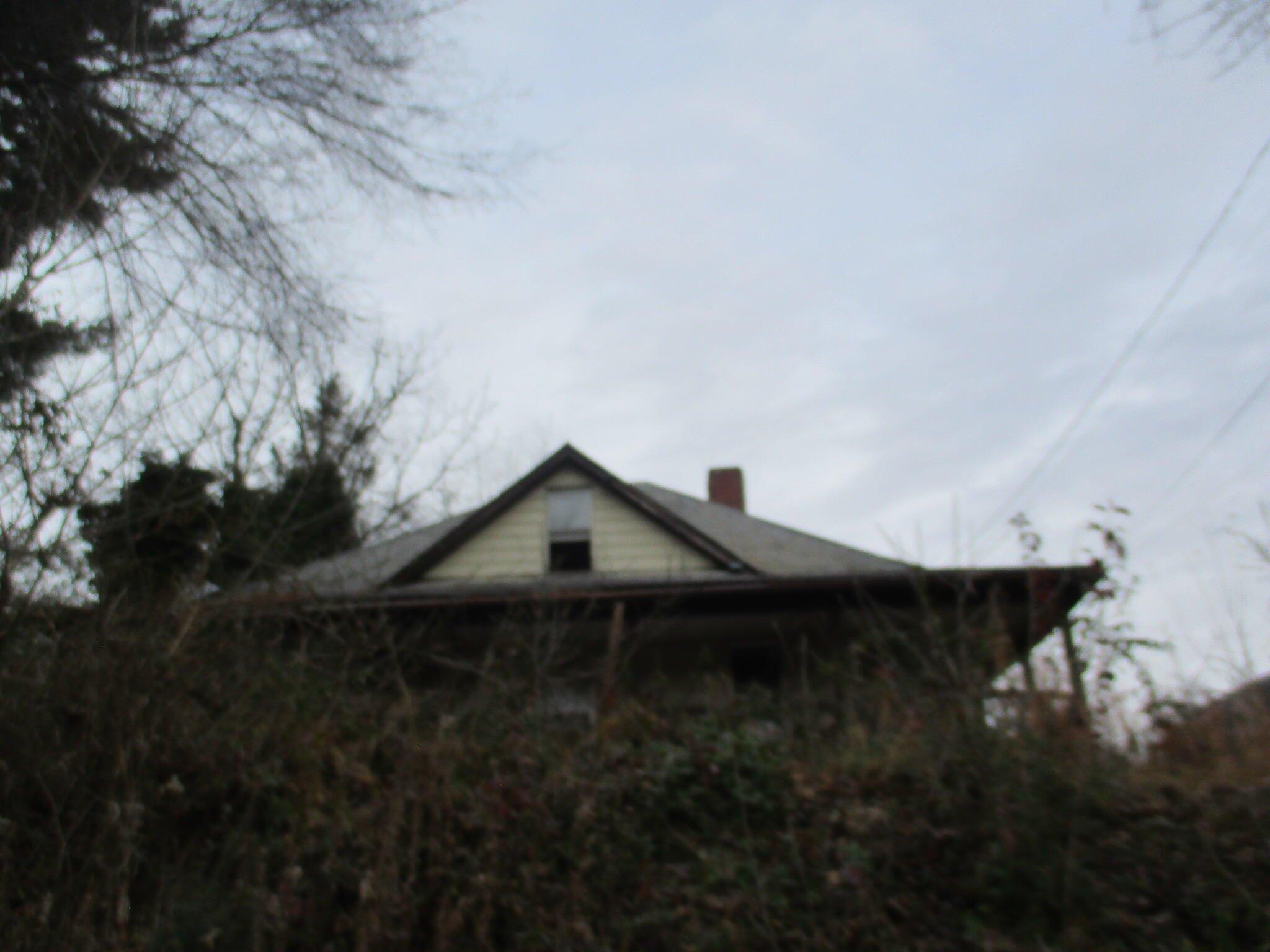Spurgeon Ln, Bristol, VA 24201