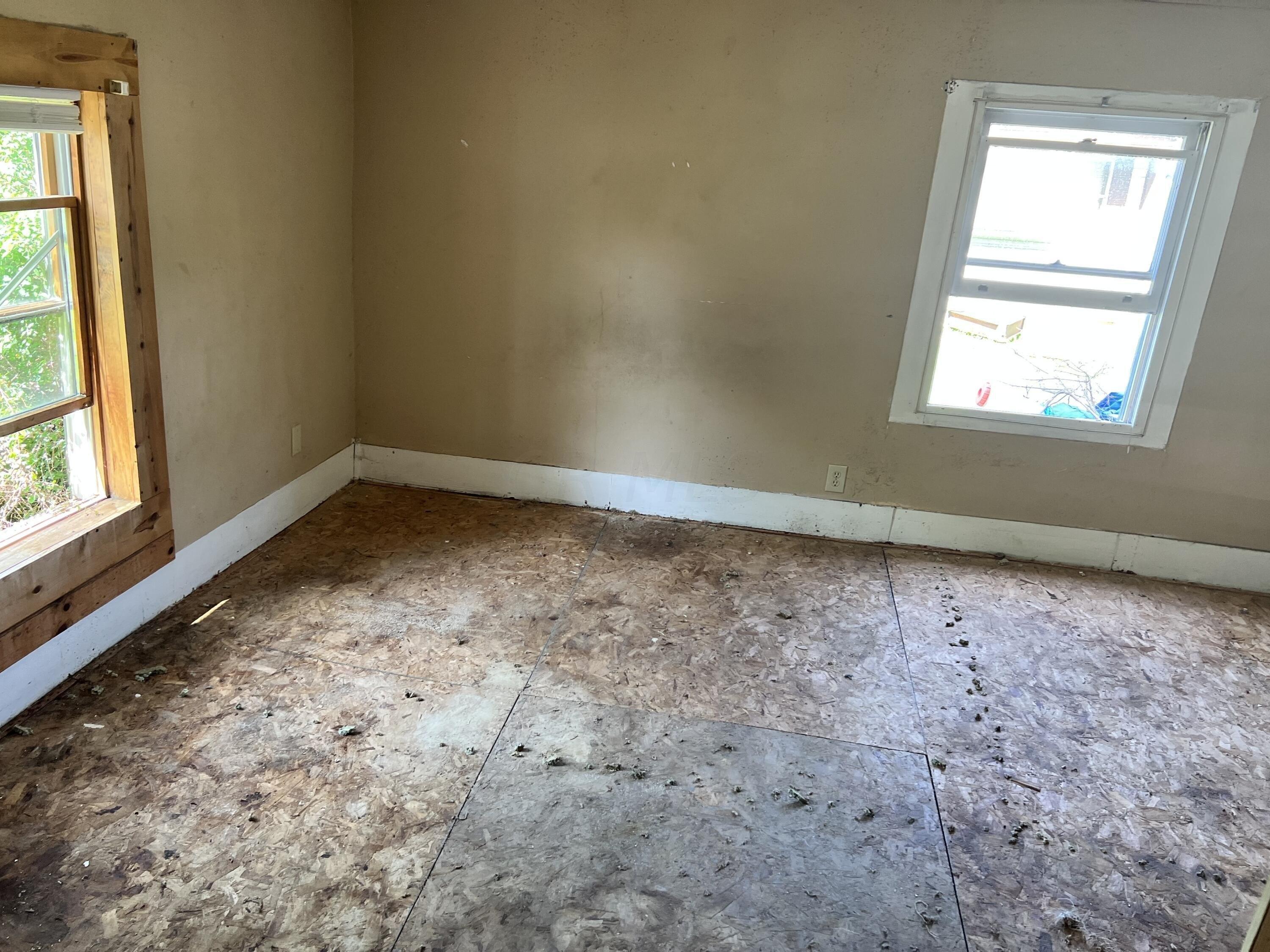 Poplar St, West Union, OH 45693