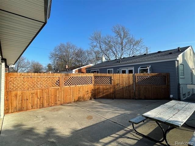 Socia St, Saint Clair Shores, MI 48082