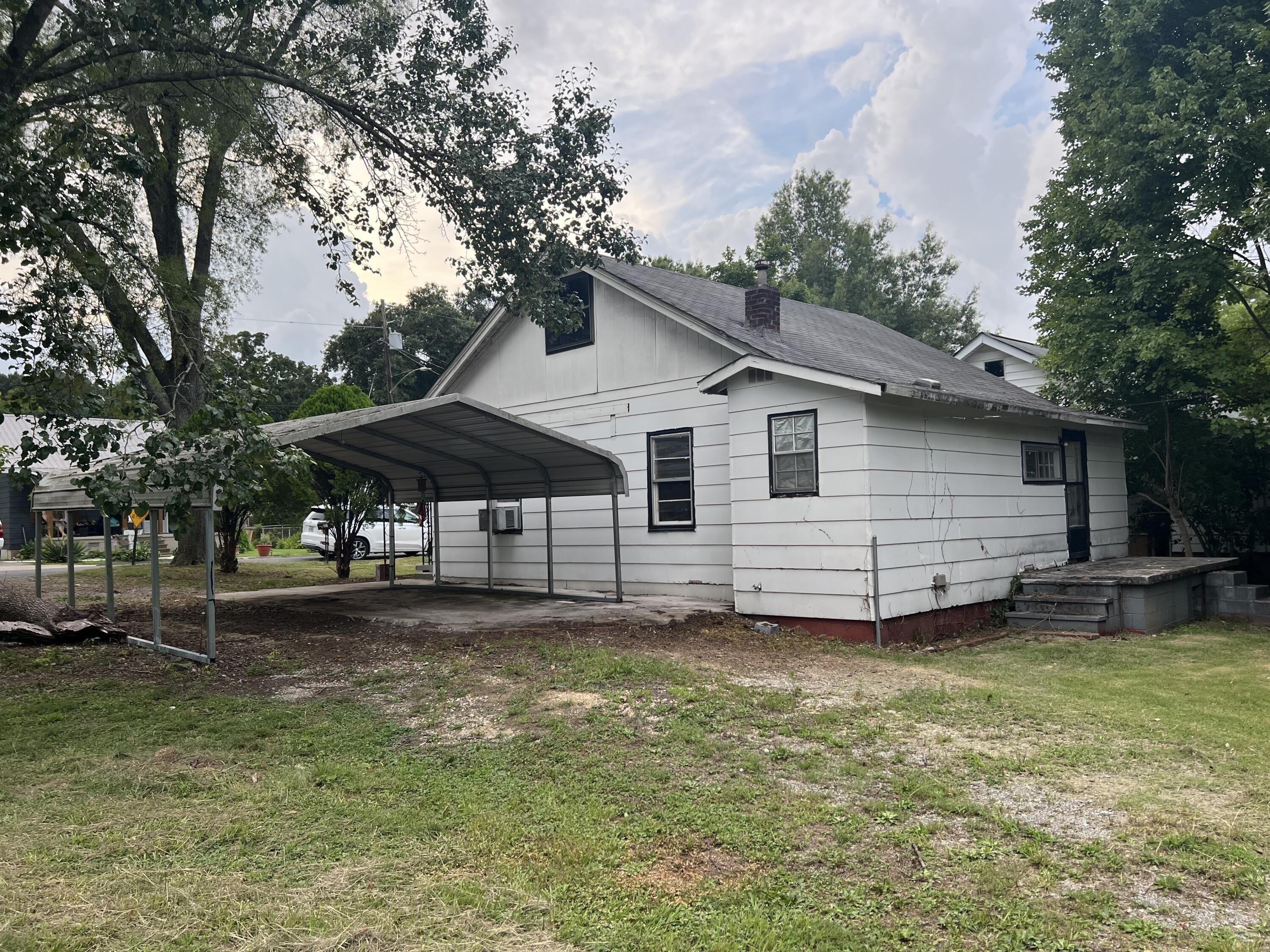 Elm St, Trion, GA 30753