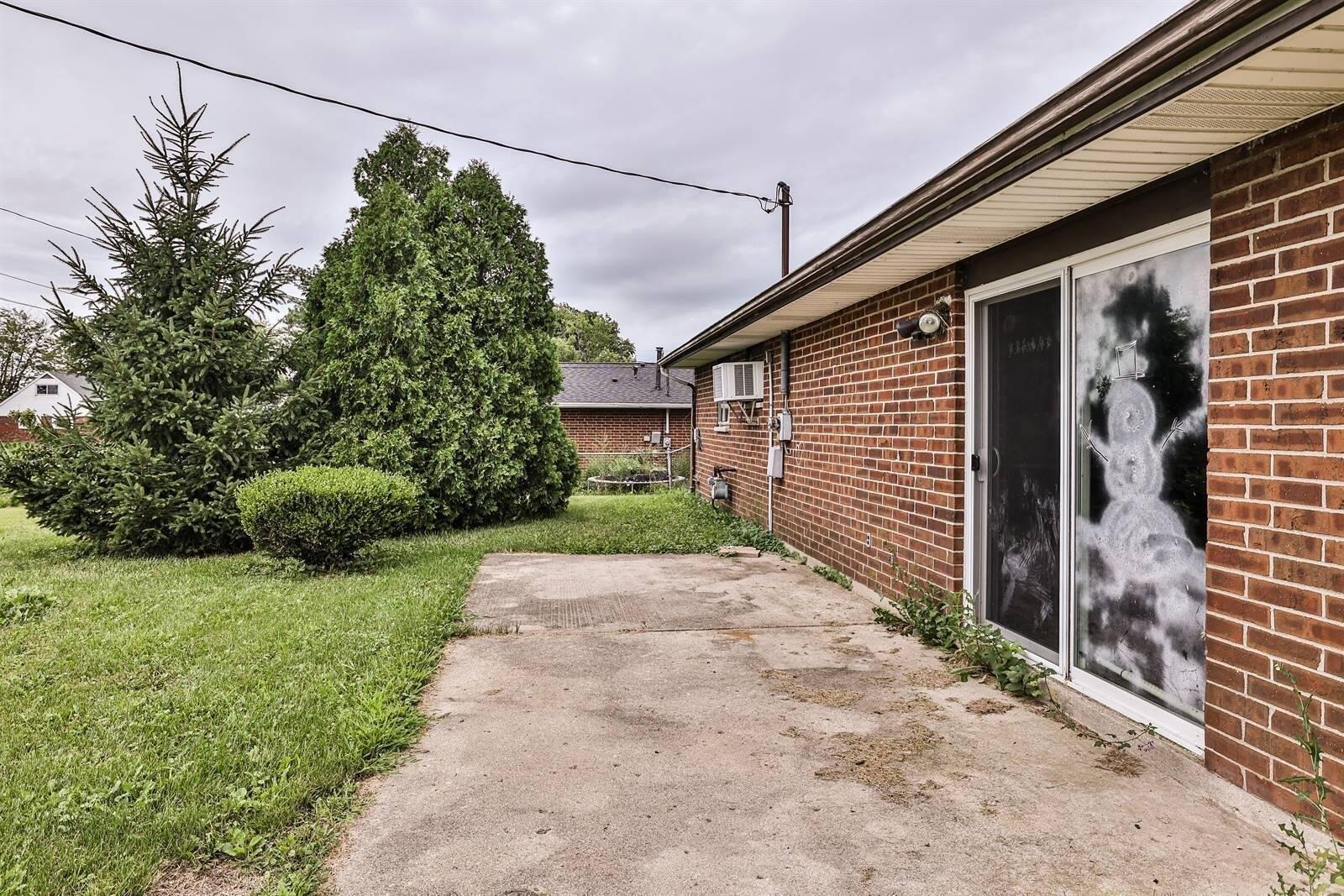 Cypress Pl, Sidney, OH 45365