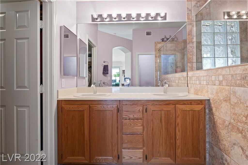 Bainberry Ridge Ln, Las Vegas, NV 89144