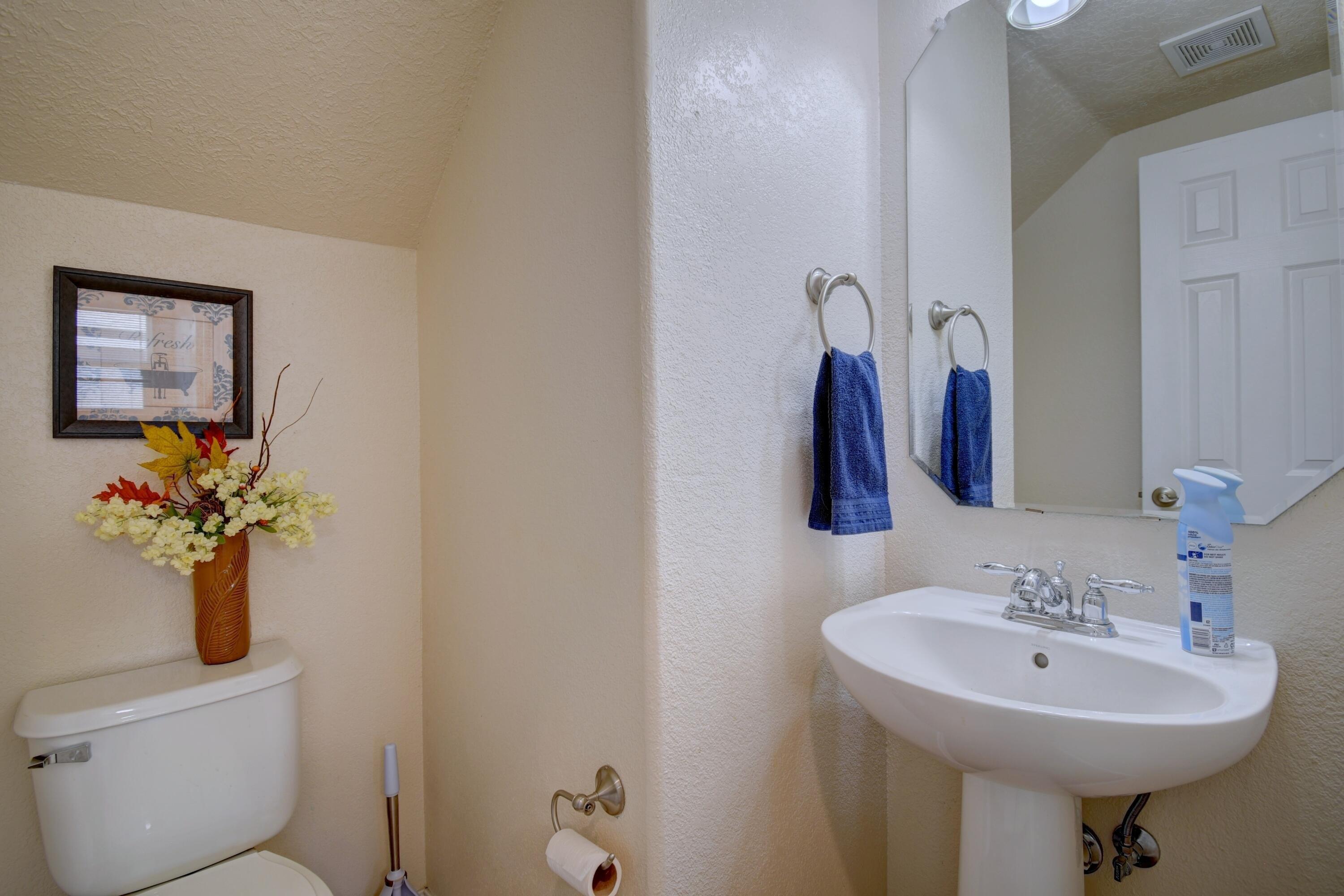 Coulterville St Nw, Albuquerque, NM 87114