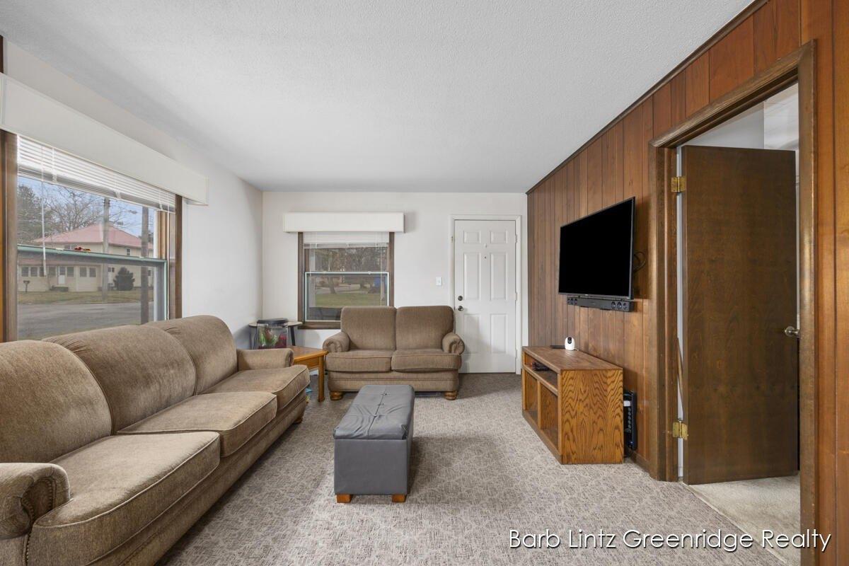 E Marshall St, Hastings, MI 49058