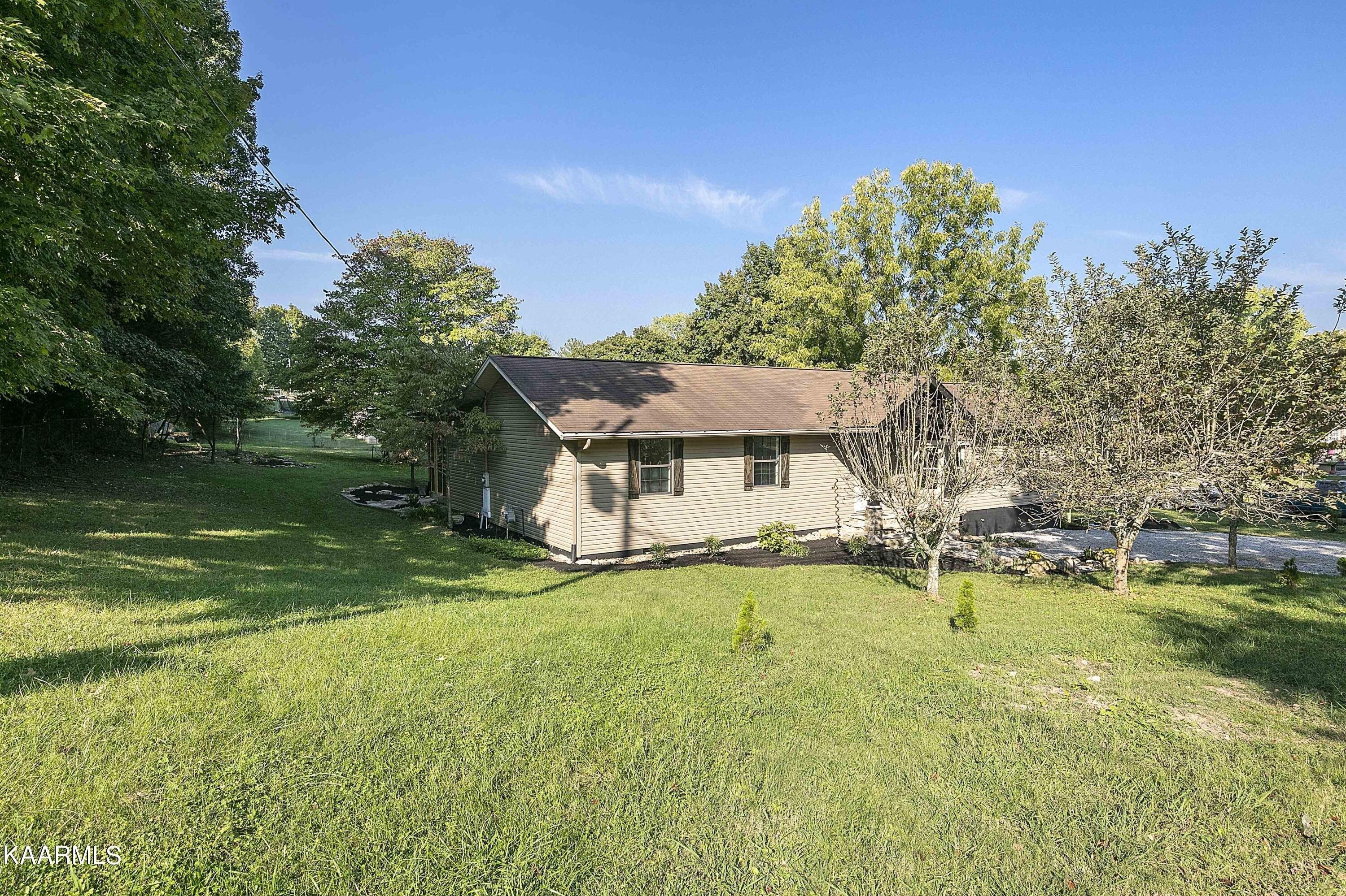 Everhart Ln, Knoxville, TN 37921