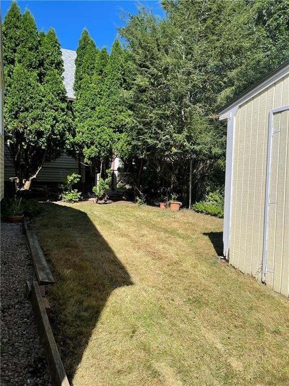 Pinehurst Ave, Providence, RI 02908